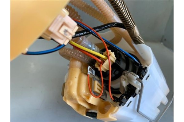 Recambio de bomba combustible para volkswagen t6 transporter furgón/combi (sg) 2.0 kombi 4motion referencia OEM IAM 7E0919050G 5