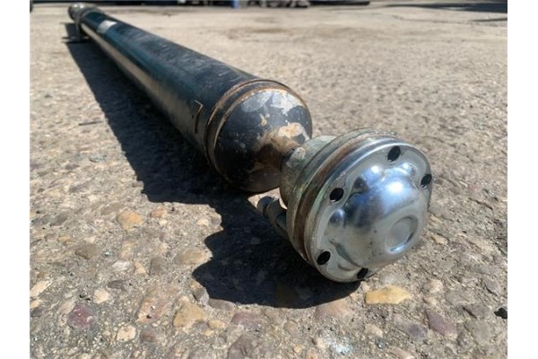 Recambio de cardan trasero para volkswagen t6 transporter furgón/combi (sg) 2.0 kombi 4motion referencia OEM IAM 7E1521102M  