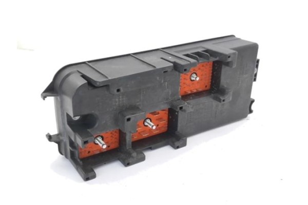 Recambio de caja fusibles/rele para saab 9-3 berlina 1.9 tid referencia OEM IAM 12805845 519109003 
