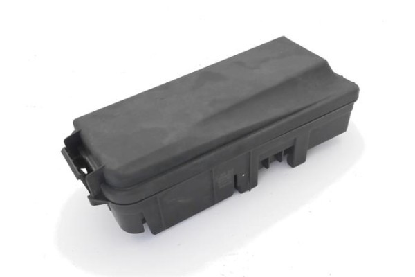 Recambio de caja fusibles/rele para saab 9-3 berlina 1.9 tid referencia OEM IAM 12805845 519109003 