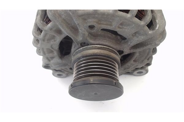Recambio de alternador para volkswagen t6 transporter furgón/combi (sg) 2.0 kombi 4motion referencia OEM IAM 04L903023T  