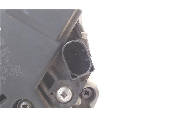 Recambio de alternador para volkswagen t6 transporter furgón/combi (sg) 2.0 kombi 4motion referencia OEM IAM 04L903023T  