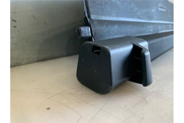 Recambio de bandeja trasero para volkswagen t6 transporter furgón/combi (sg) 2.0 kombi 4motion referencia OEM IAM 7E5867773A  