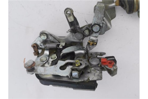 Recambio de cierre electromagnetico delantero derecho para suzuki vitara (se/sf/et) 1.6 (et) referencia OEM IAM 8327061A00  