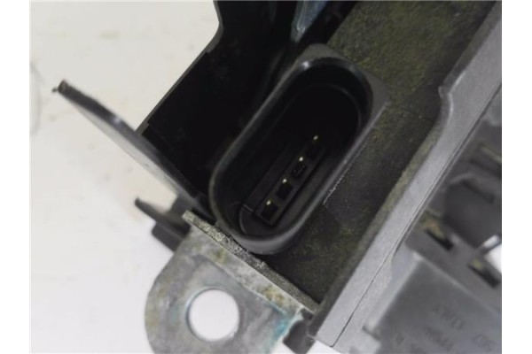 Recambio de cerradura porton para volkswagen golf v plus (5m1) 2.0 tdi 16v referencia OEM IAM 5M0827505B  