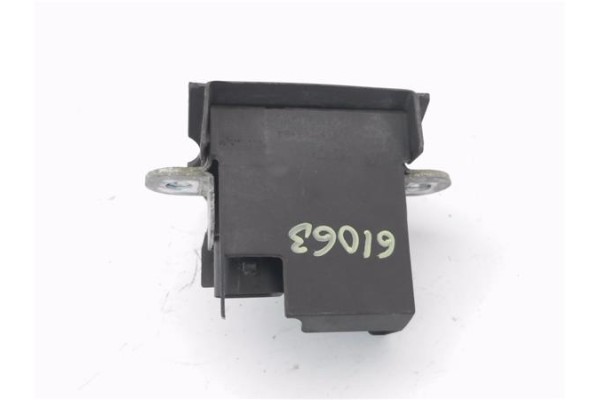 Recambio de cerradura porton para volkswagen golf v plus (5m1) 2.0 tdi 16v referencia OEM IAM 5M0827505B  