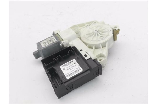 Recambio de motor elevalunas delantero derecho para volkswagen golf v plus (5m1) 2.0 tdi 16v referencia OEM IAM 5M1837402G 1K095