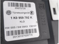 Recambio de motor elevalunas delantero derecho para volkswagen golf v plus (5m1) 2.0 tdi 16v referencia OEM IAM 5M1837402G 1K095