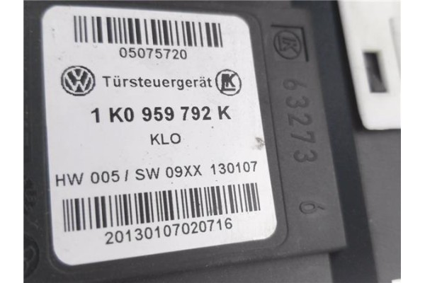 Recambio de motor elevalunas delantero derecho para volkswagen golf v plus (5m1) 2.0 tdi 16v referencia OEM IAM 5M1837402G 1K095