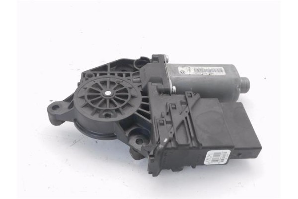 Recambio de motor elevalunas trasero derecho para volkswagen golf v plus (5m1) 2.0 tdi 16v referencia OEM IAM 5M0839402C 1K09597