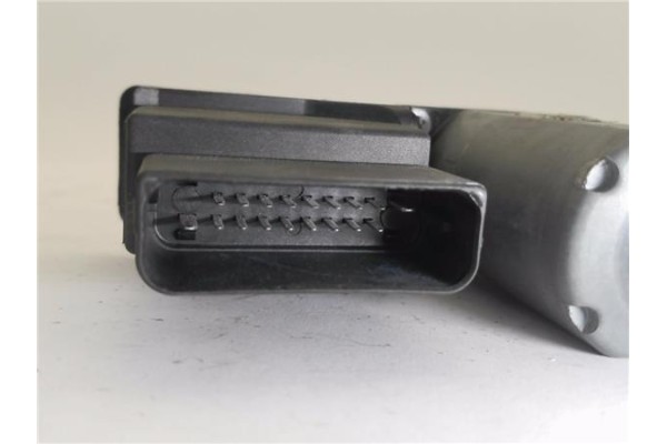 Recambio de motor elevalunas trasero derecho para volkswagen golf v plus (5m1) 2.0 tdi 16v referencia OEM IAM 5M0839402C 1K09597