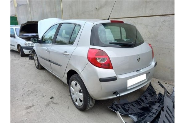 renault clio iii (2005) del año 