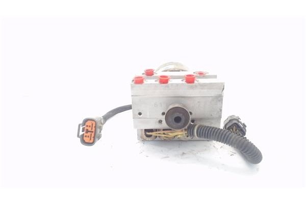 Recambio de nucleo abs para suzuki vitara (se/sf/et) 2.0 v6 largo superlujo referencia OEM IAM 5610077E00  