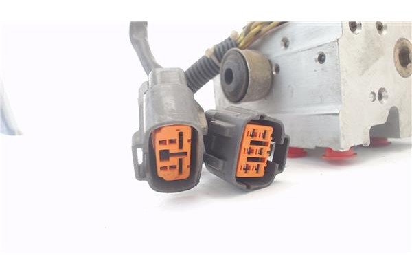 Recambio de nucleo abs para suzuki vitara (se/sf/et) 2.0 v6 largo superlujo referencia OEM IAM 5610077E00  