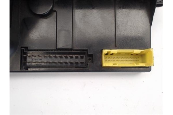 Recambio de mandos climatizador para opel vectra b berlina referencia OEM IAM 69262205 90586246 