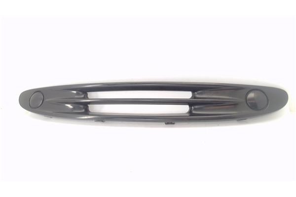 Recambio de rejilla paragolpes delantero para smart micro compact car 600 referencia OEM IAM Q0001726V003C26L00  