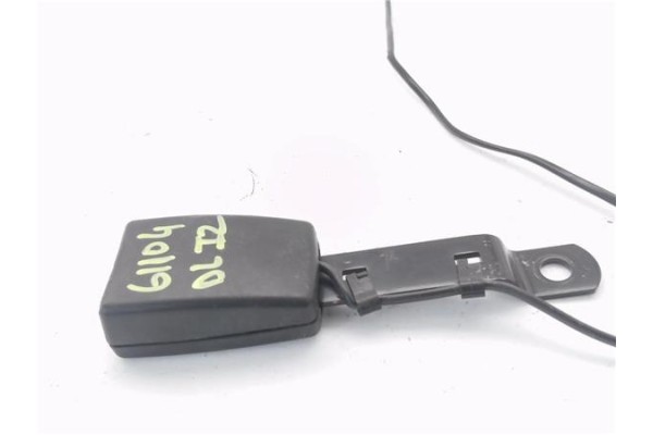 Recambio de anclaje cinturon delantero izquierdo para volkswagen t6 transporter furgón/combi (sg) 2.0 kombi 4motion referencia O
