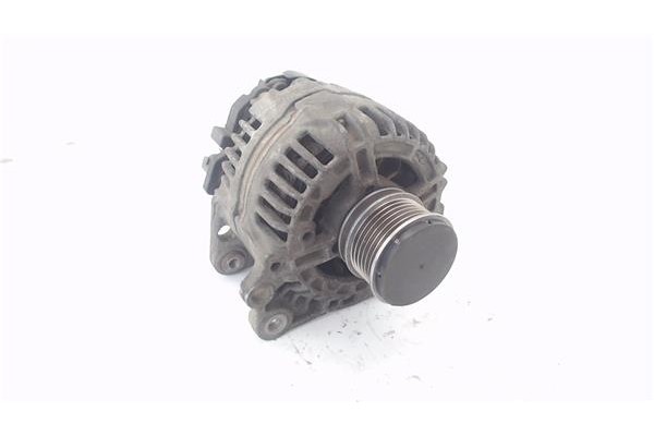 Recambio de alternador para seat ibiza (6l1) 1.9 tdi referencia OEM IAM 038903023L  