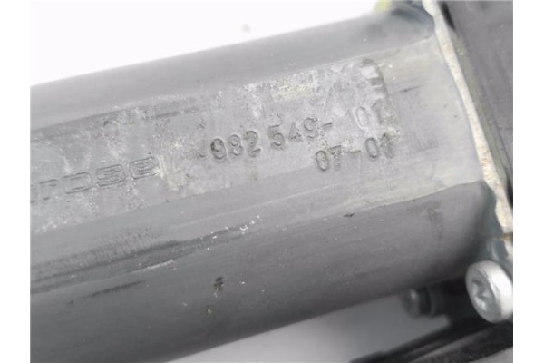 Recambio de motor elevalunas trasero izquierdo para volkswagen golf v plus (5m1) 2.0 tdi 16v referencia OEM IAM 982549101 130821