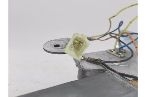 Recambio de motor limpiaparabrisas trasero para suzuki vitara (se/sf/et) 2.0 v6 largo superlujo referencia OEM IAM WM42061S  