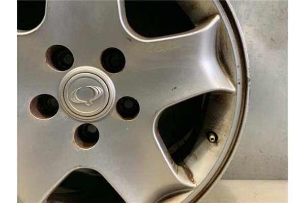 Recambio de llanta para ssangyong actyon 2.0 200 xdi referencia OEM IAM 4173031170 18X75JET43 
