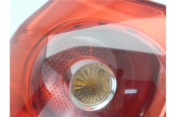 Recambio de piloto trasero izquierdo para volkswagen golf v (1k1) 1.9 tdi referencia OEM IAM 1K6945095G 89032902 