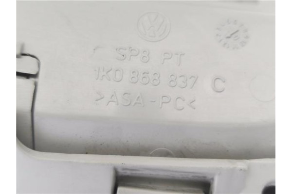 Recambio de luz delantero central techo para volkswagen golf v (1k1) 1.9 tdi referencia OEM IAM 1K0868837C 1K0867489C 