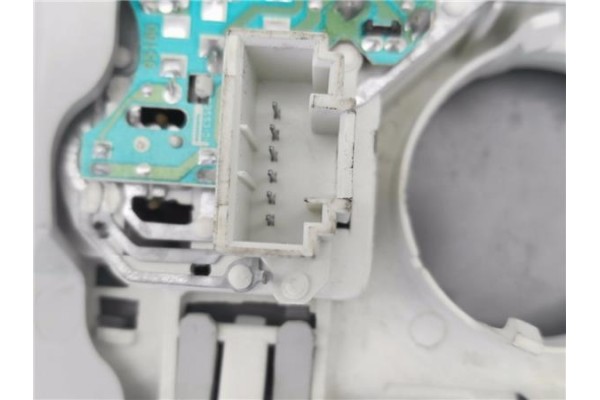 Recambio de luz delantero central techo para volkswagen golf v (1k1) 1.9 tdi referencia OEM IAM 1K0868837C 1K0867489C 