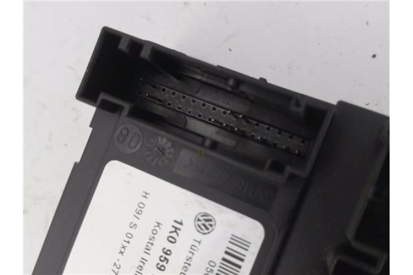 Recambio de motor elevalunas delantero derecho para volkswagen golf v (1k1) 1.9 tdi referencia OEM IAM 1K0959702E 1K0959792C 