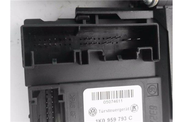 Recambio de motor elevalunas delantero izquierdo para volkswagen golf v (1k1) 1.9 tdi referencia OEM IAM 1K0959701E 1K0959793C 