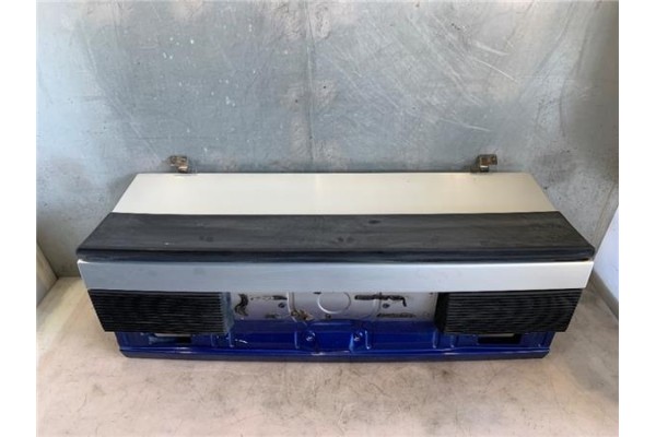 Recambio de tapa maletero para audi 80 /90 (811/813/853) 1.3 80 cc referencia OEM IAM 372956  