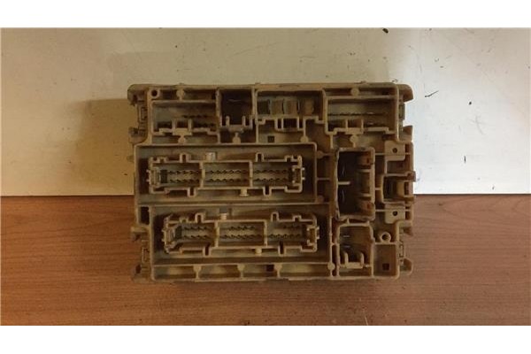 Recambio de caja fusibles/rele para toyota celica (t23)(1999) 1.8 [1,8 ltr. - 105 kw 16v cat] referencia OEM IAM   
