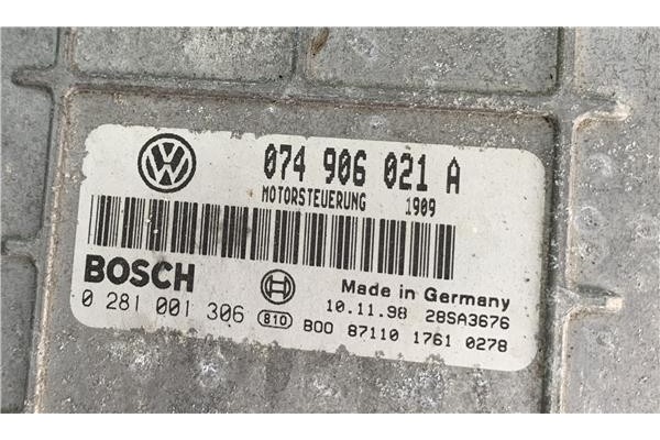 Recambio de centralita para volkswagen transporter iv furgón (70xa) 2.5 tdi referencia OEM IAM 074906021A 281001306 