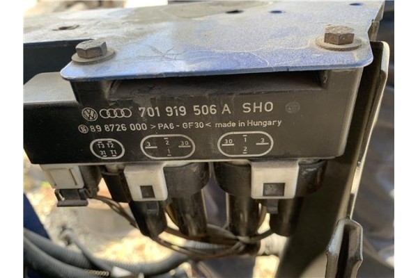 Recambio de rele ventilador para volkswagen transporter iv furgón (70xa) 2.5 tdi referencia OEM IAM 701919506A 898726000 