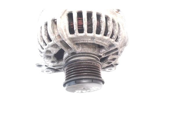 Recambio de alternador para volkswagen golf v (1k1) 1.9 tdi referencia OEM IAM 06F903023F  