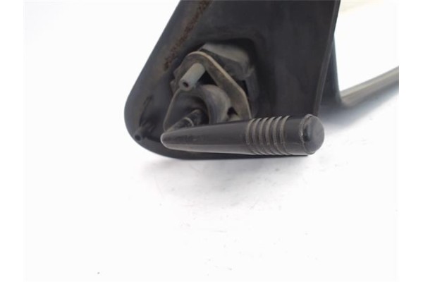 Recambio de retrovisor izquierdo para peugeot 205 berlina referencia OEM IAM   