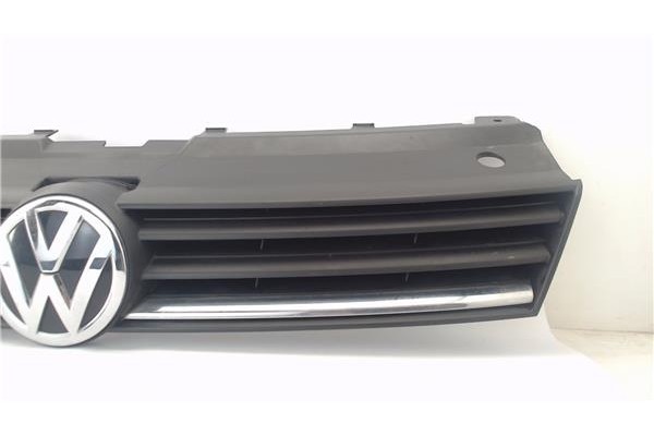Recambio de rejilla capo para volkswagen polo v (6c1) 1.4 advance bmt referencia OEM IAM 6C0853651A 6C0853653A 