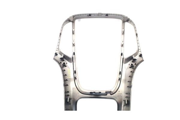 Recambio de embellecedor consola central para opel astra j 1.7 cdti referencia OEM IAM 13257562 JCI1709226 