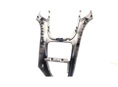 Recambio de embellecedor consola central para opel astra j 1.7 cdti referencia OEM IAM 13257562 JCI1709226 