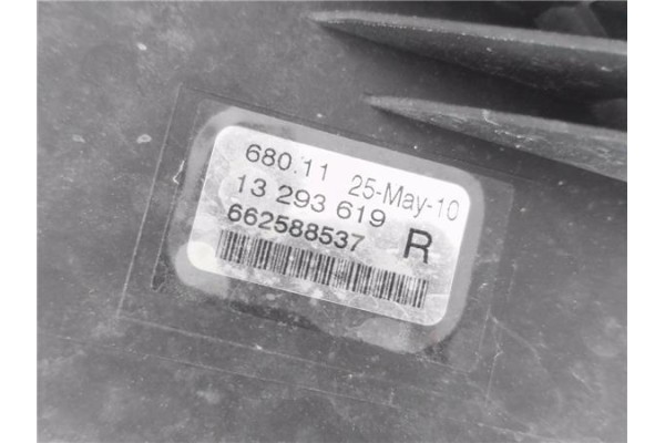 Recambio de faro antiniebla derecho para opel astra j 1.7 cdti referencia OEM IAM 13293619 662588537 