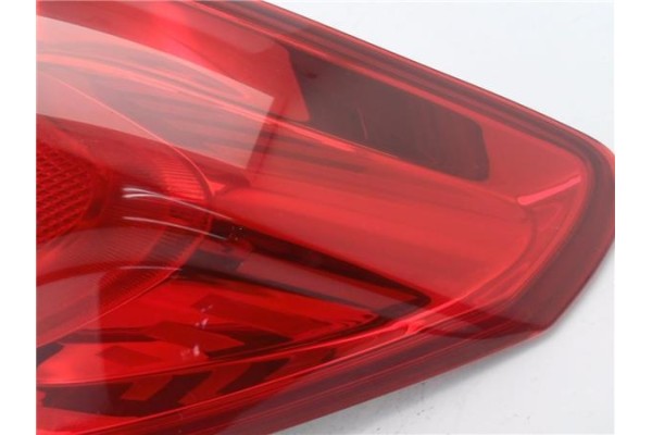 Recambio de piloto trasero derecho para opel astra j 1.7 cdti referencia OEM IAM 13262012  