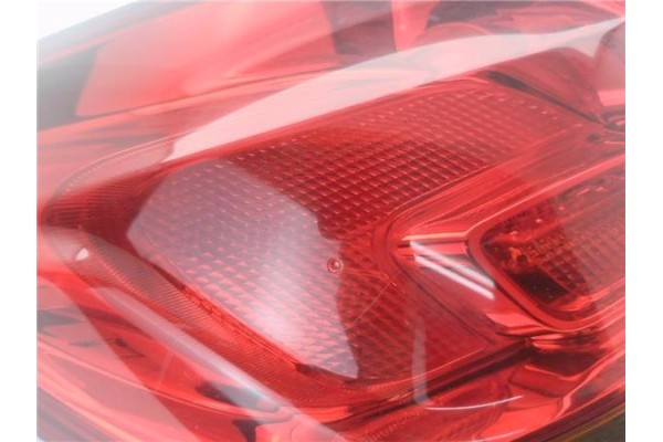 Recambio de piloto trasero izquierdo para opel astra j 1.7 cdti referencia OEM IAM 13262011  