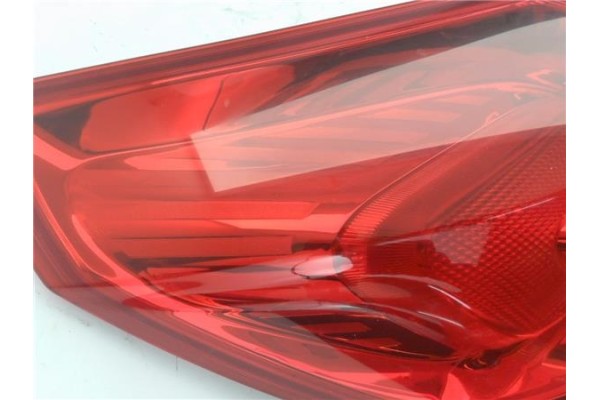 Recambio de piloto trasero izquierdo para opel astra j 1.7 cdti referencia OEM IAM 13262011  