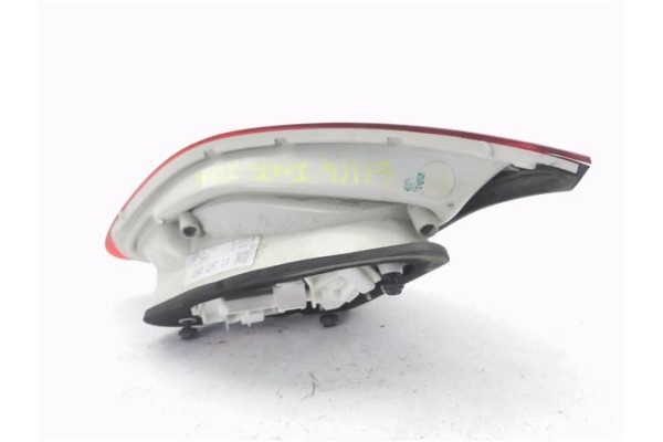 Recambio de piloto porton trasero izquierdo para opel astra j 1.7 cdti referencia OEM IAM 13263203  