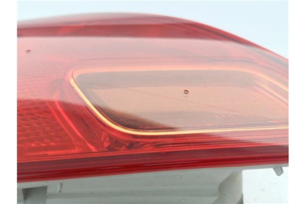 Recambio de piloto porton trasero izquierdo para opel astra j 1.7 cdti referencia OEM IAM 13263203  