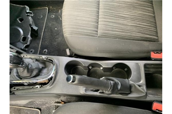Recambio de consola para opel astra j 1.7 cdti referencia OEM IAM 13310022  