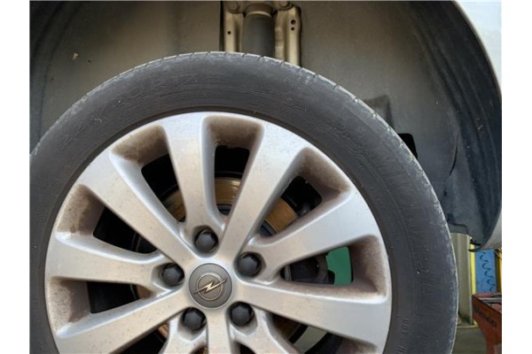 Recambio de llanta para opel astra j 1.7 cdti referencia OEM IAM 0P044K1 13276347 