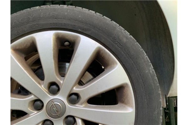 Recambio de llanta para opel astra j 1.7 cdti referencia OEM IAM 0P044K1 13276347 