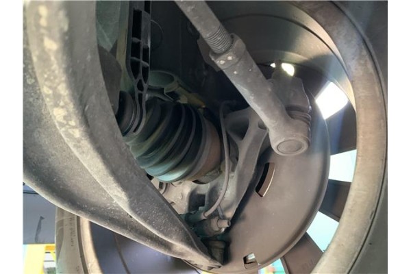 Recambio de mangueta delantero derecha para opel astra j 1.7 cdti referencia OEM IAM 13319483  