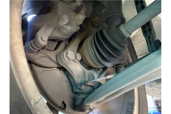 Recambio de mangueta delantero derecha para opel astra j 1.7 cdti referencia OEM IAM 13319483  